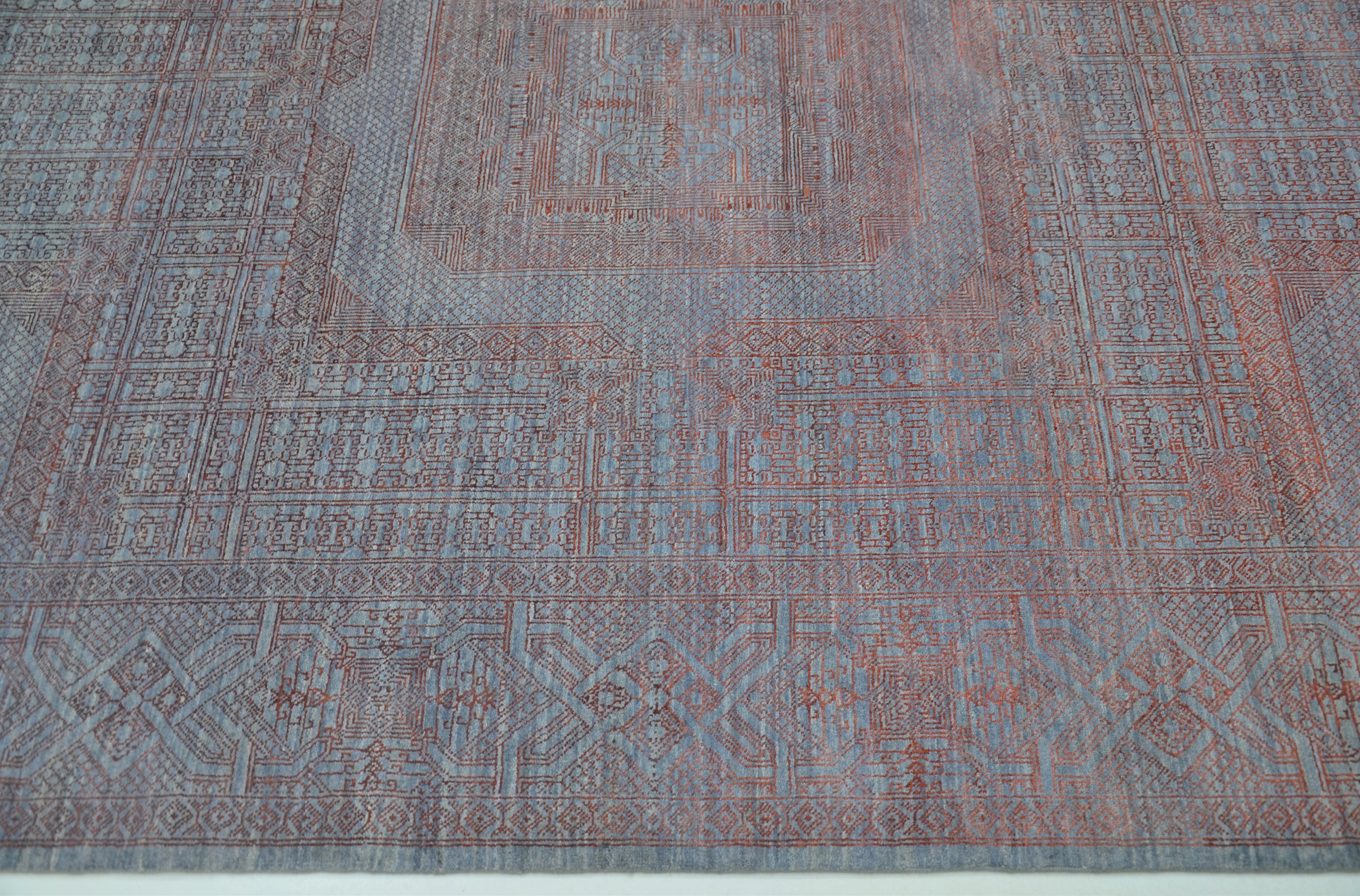 Renoir Hand-Woven Wool and Silk Carpet 245x171 cm