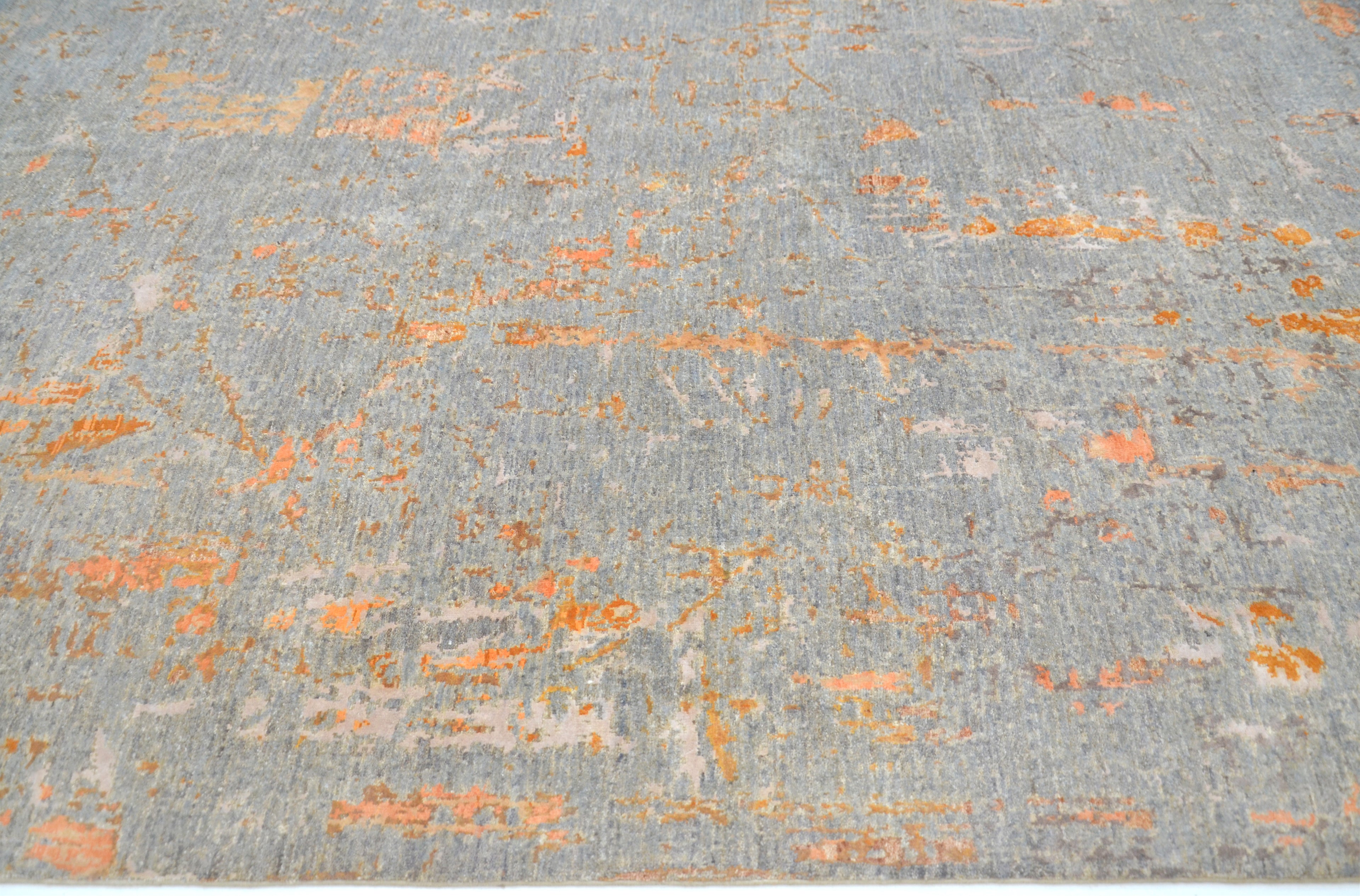 Vulcan Hand-Woven Wool and Silk Carpet 301x200 cm