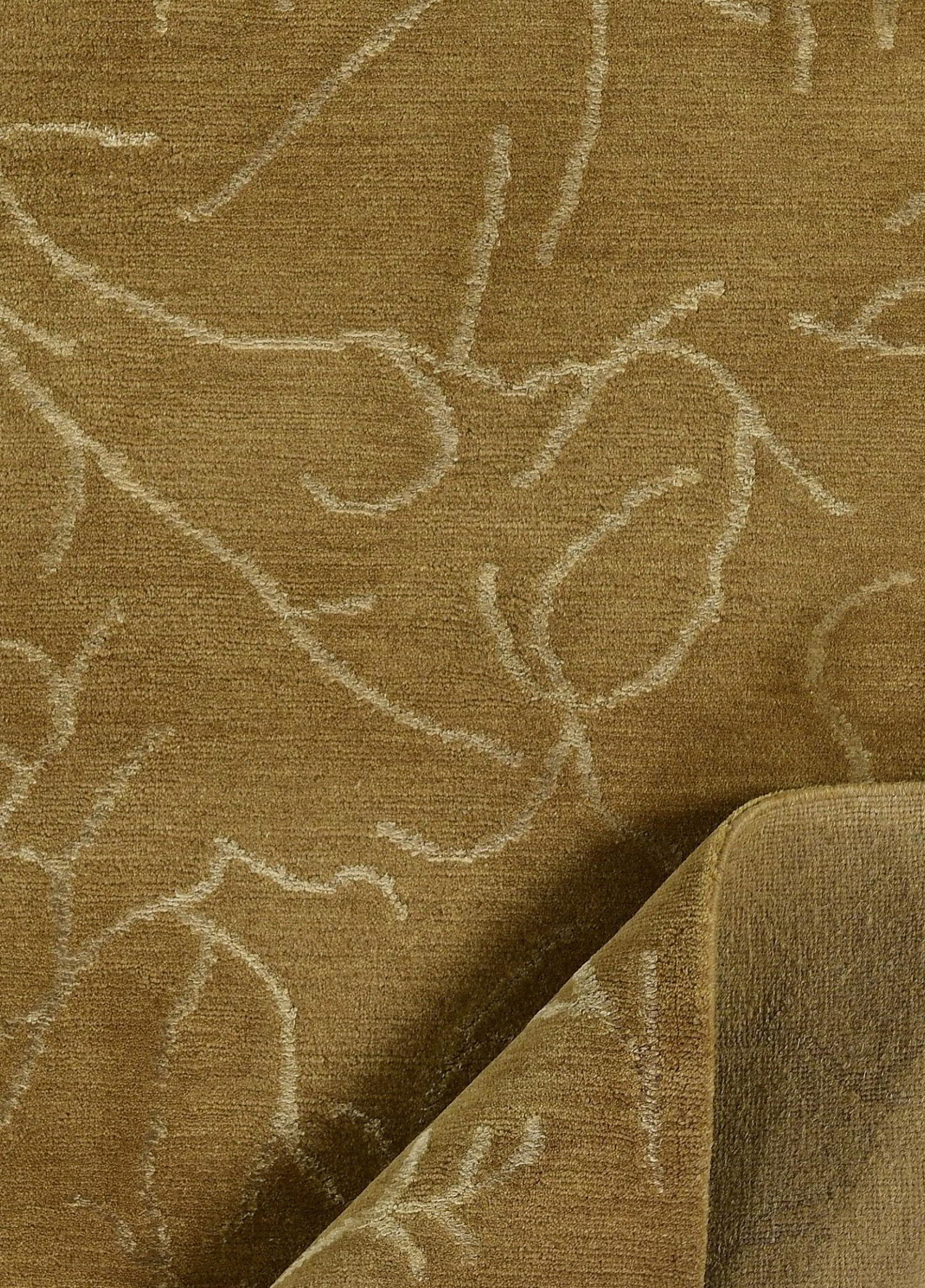 Mycelia Hand-Woven Wool Carpet 262x184 cm