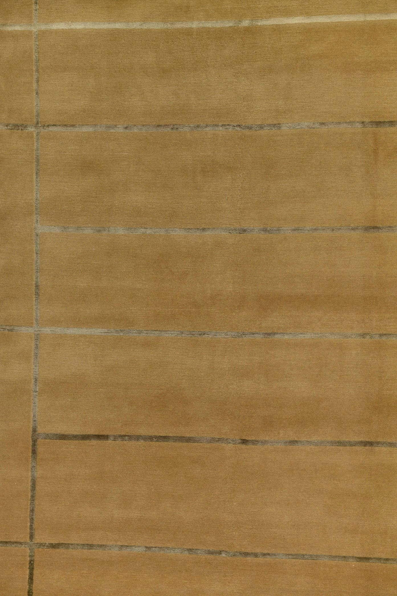 Modula Hand-Woven Wool and Silk Carpet 272x183 cm