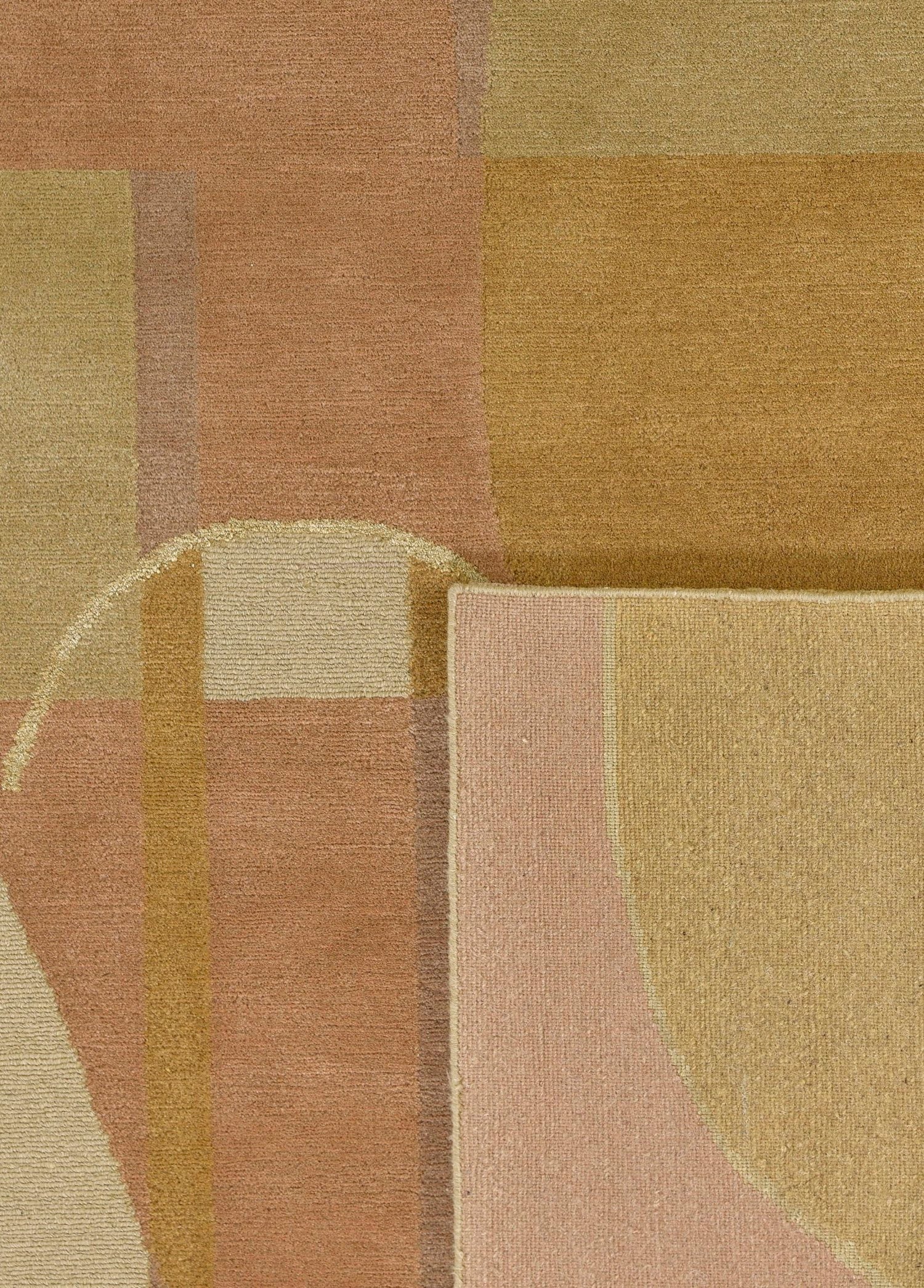 Velora Hand-Woven Wool Carpet 271x184 cm