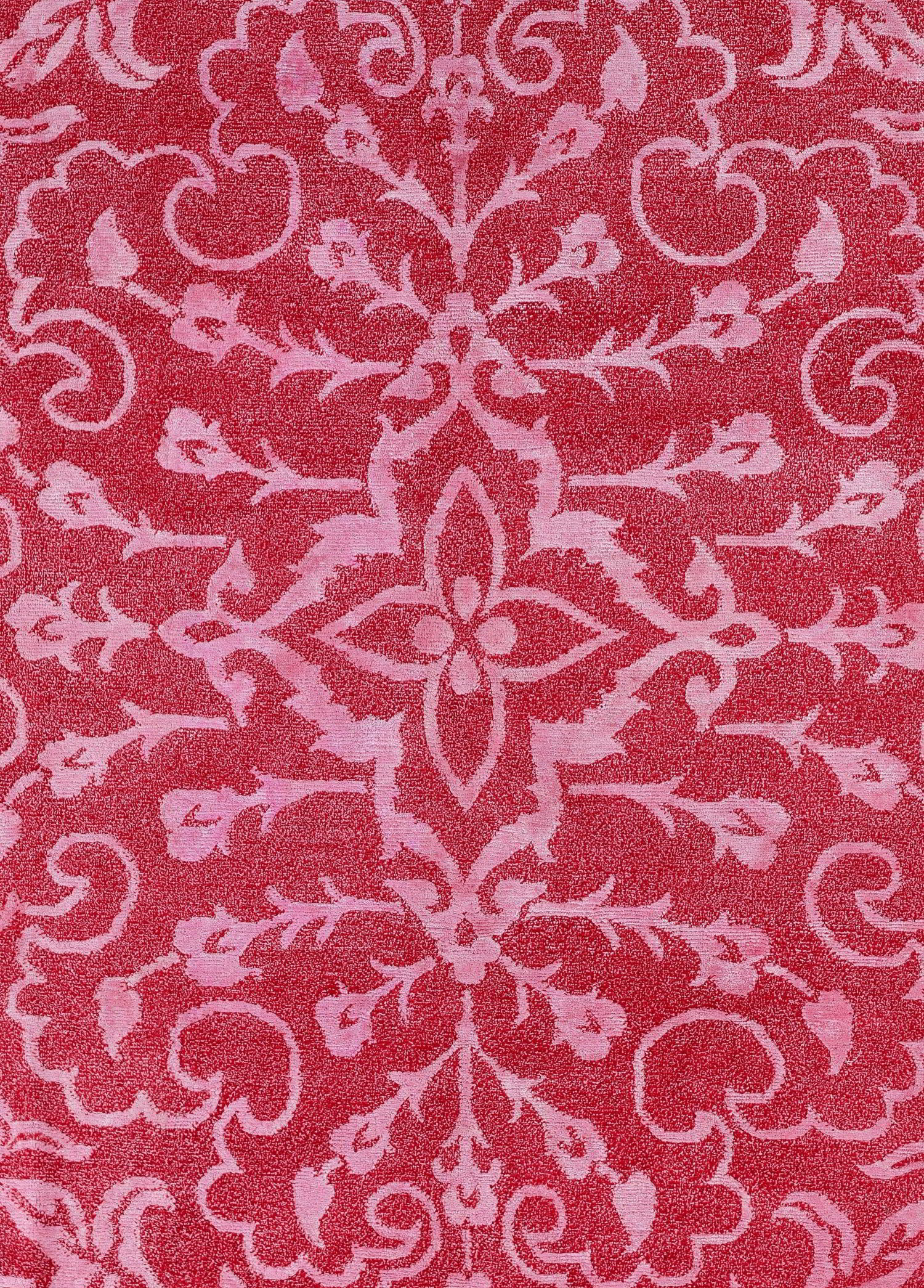 Rosavelle Hand-Woven Wool and Silk Carpet 170x170 cm