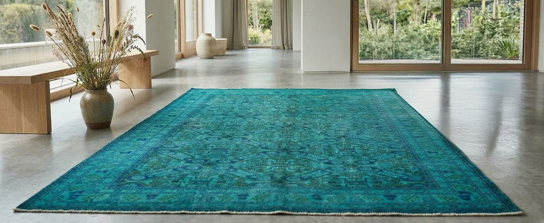 turkuaz-vintage-el-dokuma-anadolu-hali-modern-oturma-odasi