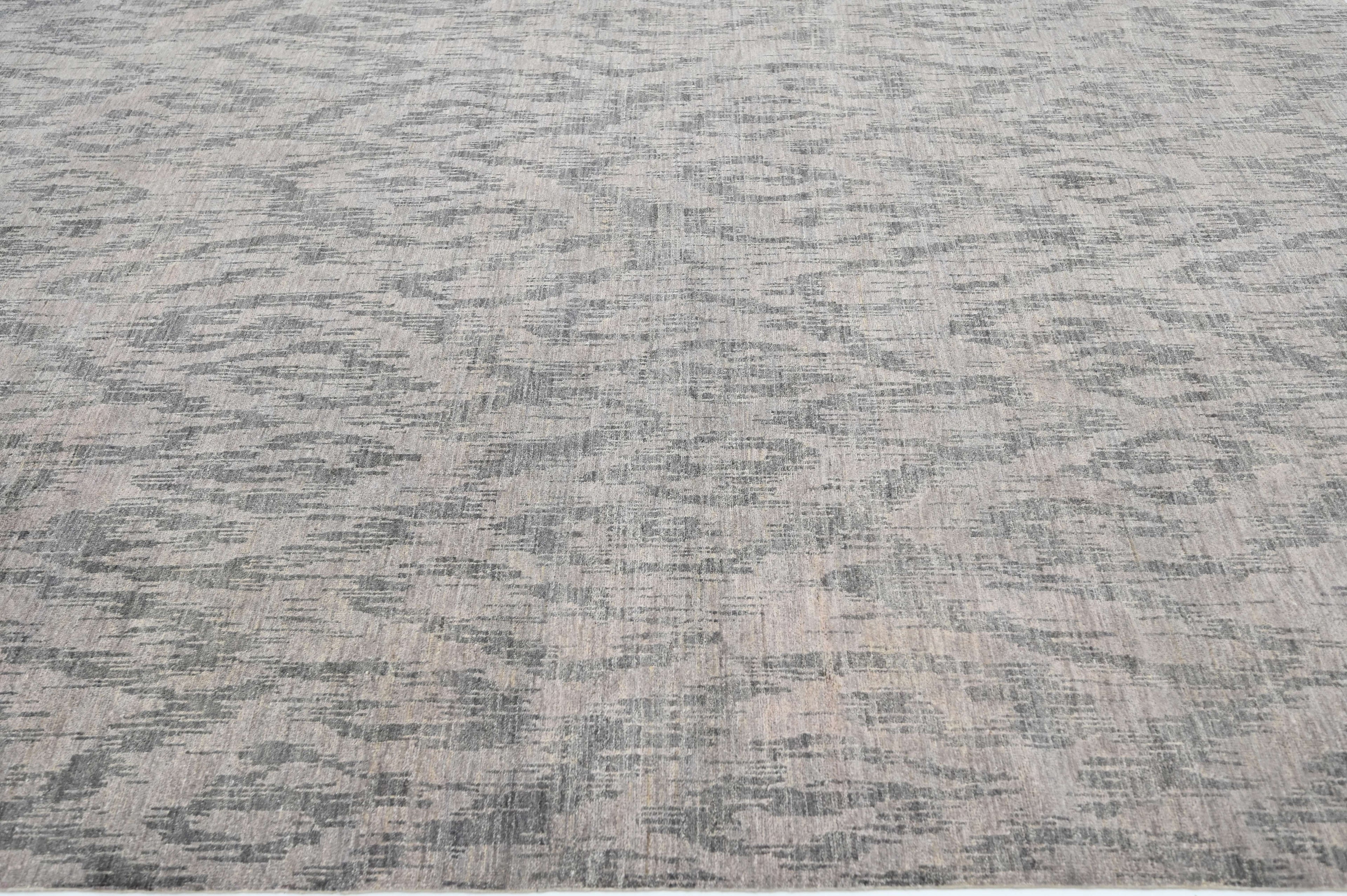 Elvara Veil El Dokuma Yün Halı 306x242 cm