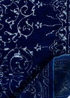 Noctura Hand-Woven Wool and Silk Carpet 198x148 cm