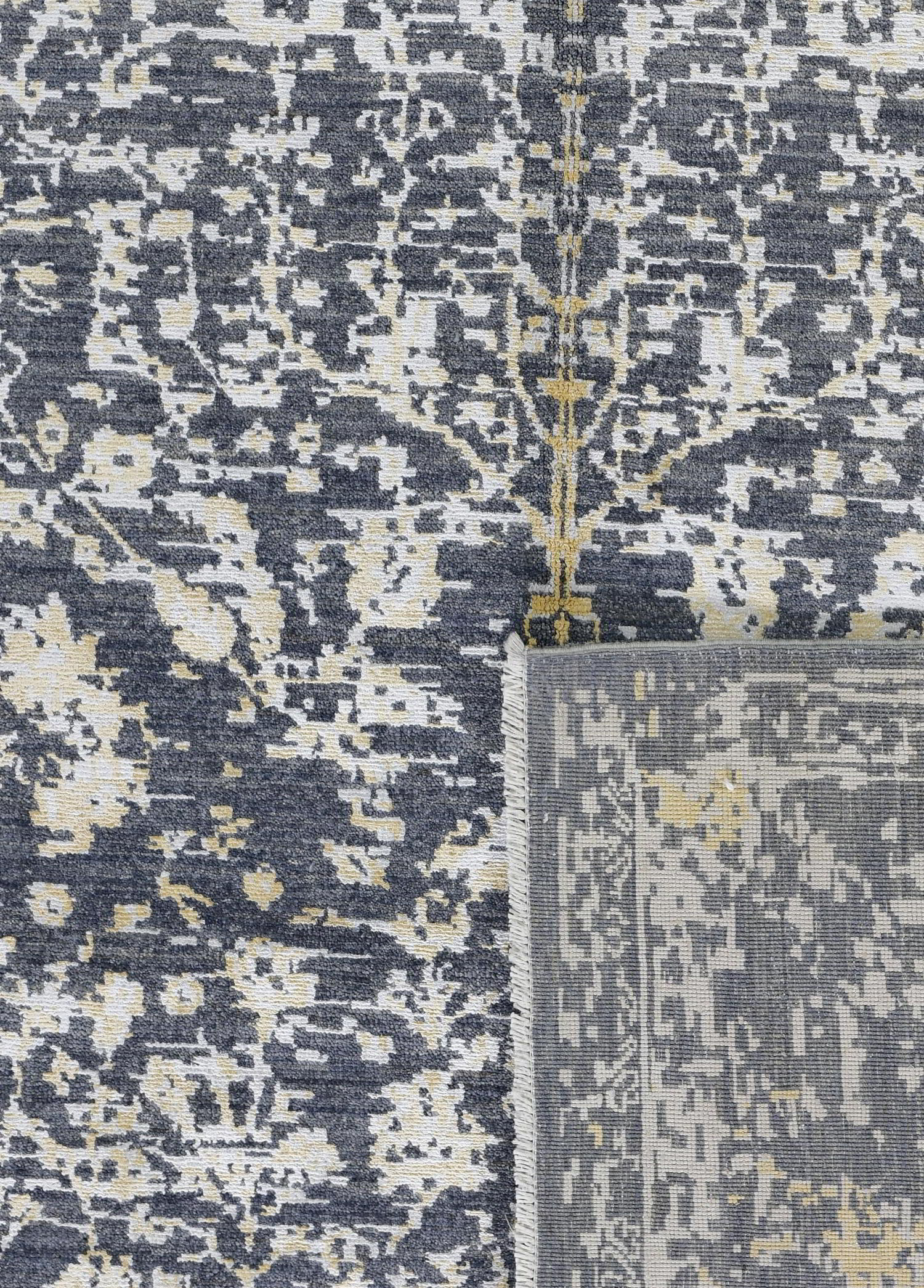 Grisette Hand-Woven Wool and Silk Carpet 295x235 cm