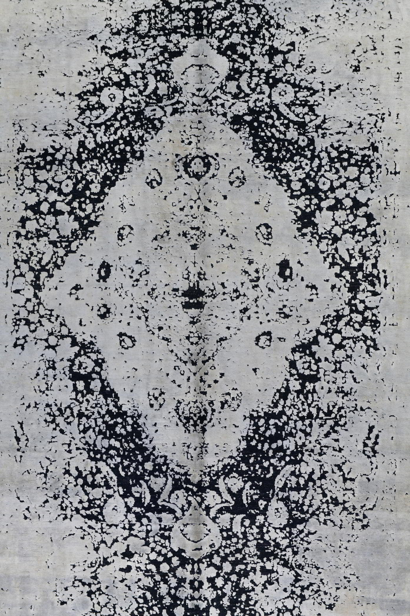 Ezvane El Dokuma Yün ve İpek Halı 301x198 cm