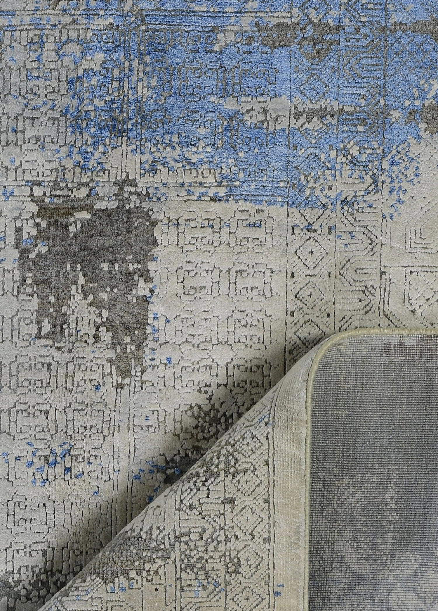 Skadra El Dokuma Yün ve İpek Halı 298x242 cm