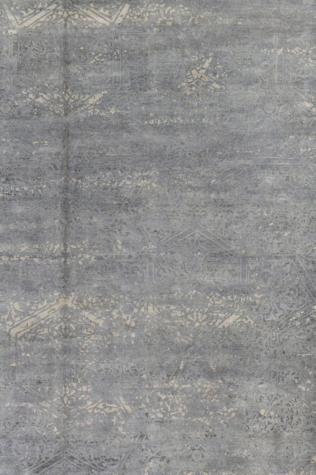 Valenor Hand-Woven Wool and Silk Carpet 303x240 cm