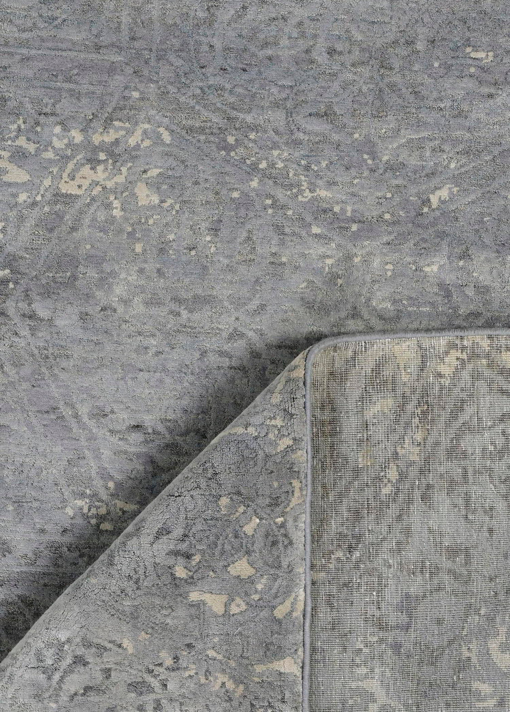 Valenor Hand-Woven Wool and Silk Carpet 303x240 cm