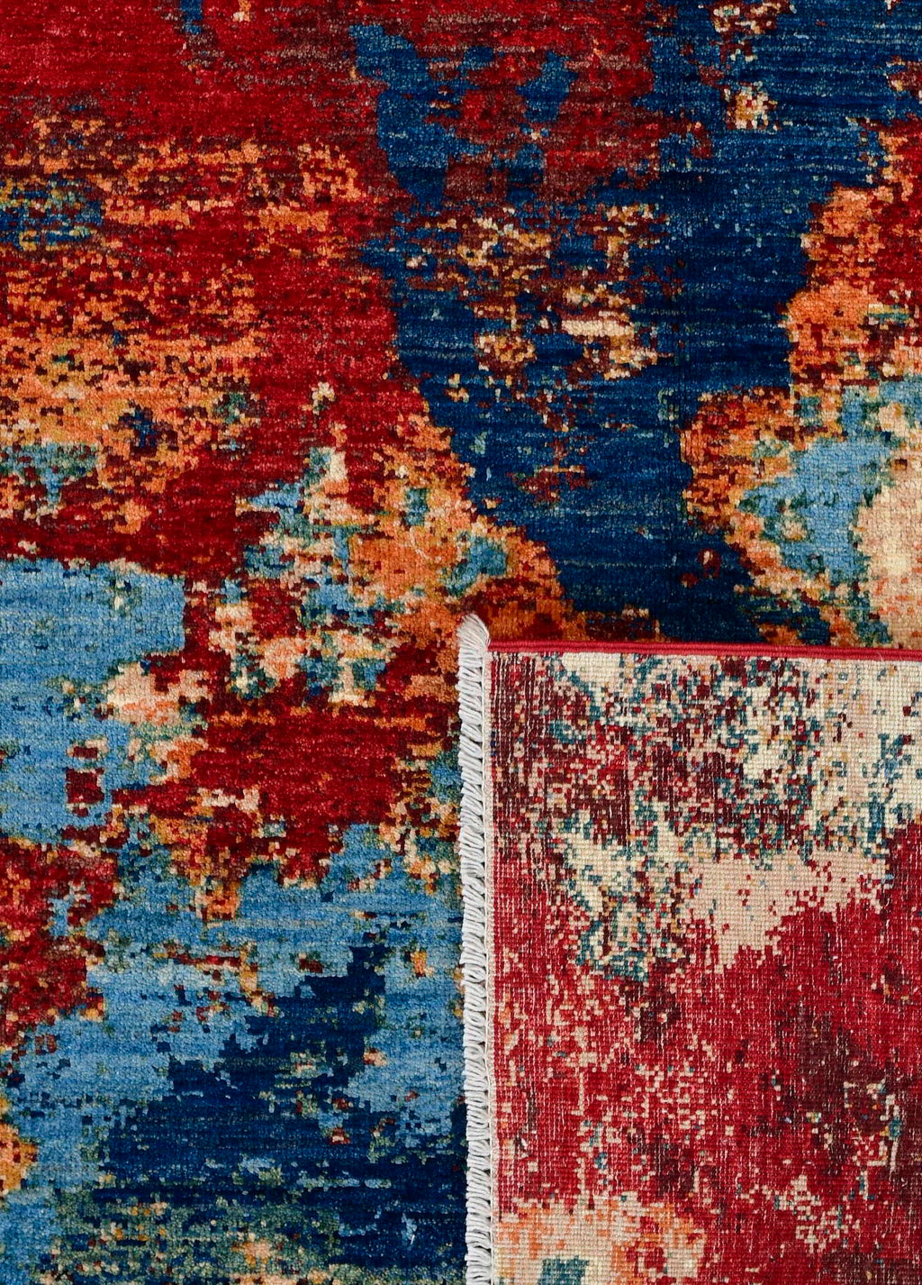 Virell Hand-Woven Wool and Silk Carpet 181x122 cm