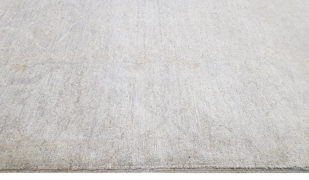 Ivory Moon El Dokuma Yün Halı 247x170 cm