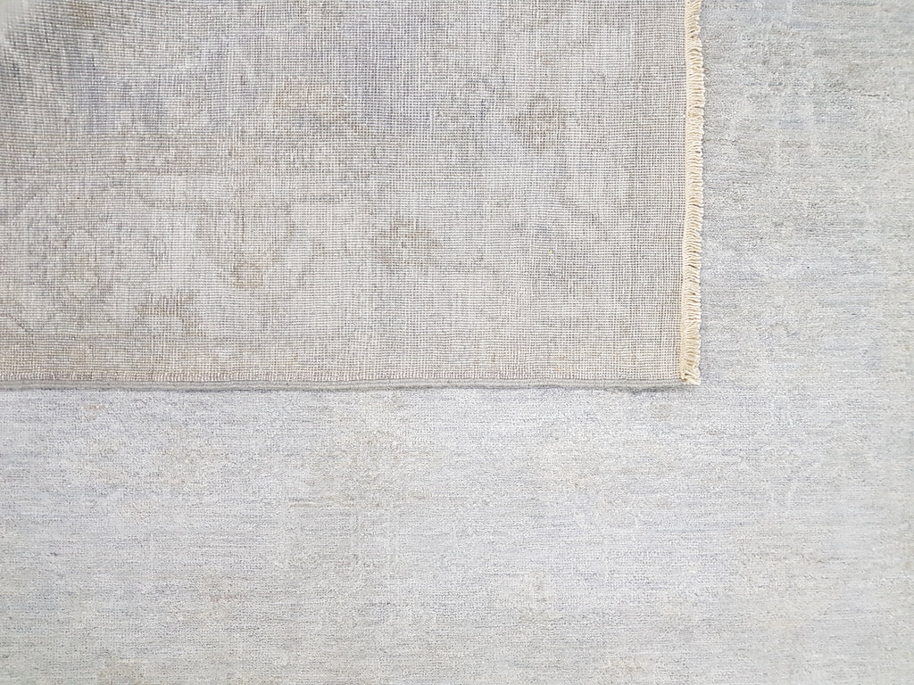 Ivory Moon El Dokuma Yün Halı 247x170 cm