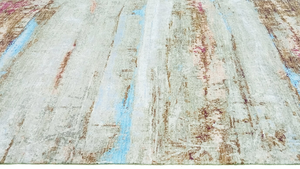 Dynamis Hand-Woven Wool and Silk Carpet 307x200 cm