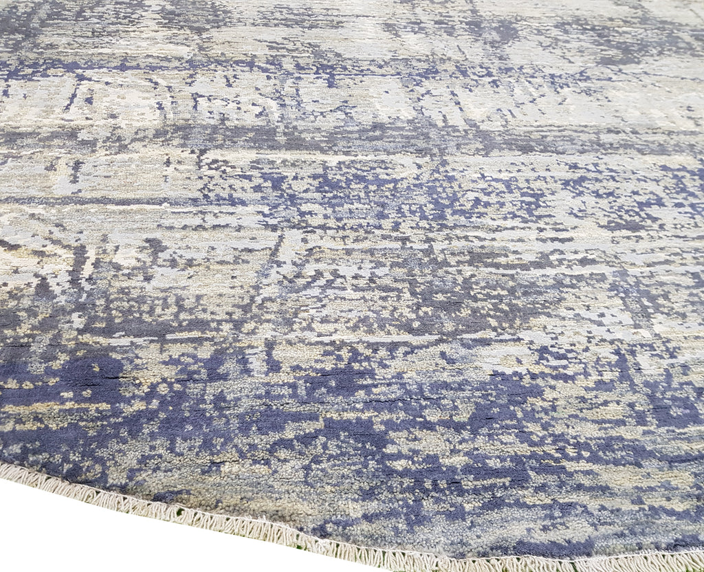 Synchronicity Hand-Woven Wool and Silk Carpet 243x243 cm