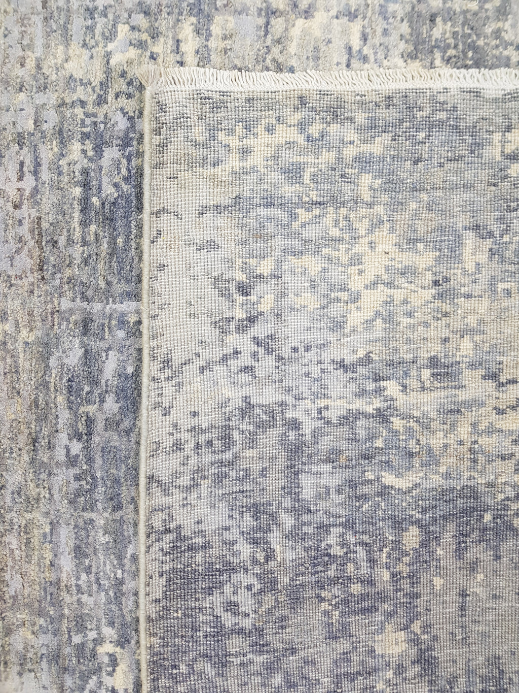 Skylore Frost El Dokuma Yün ve İpek Halı 250 x 165 cm