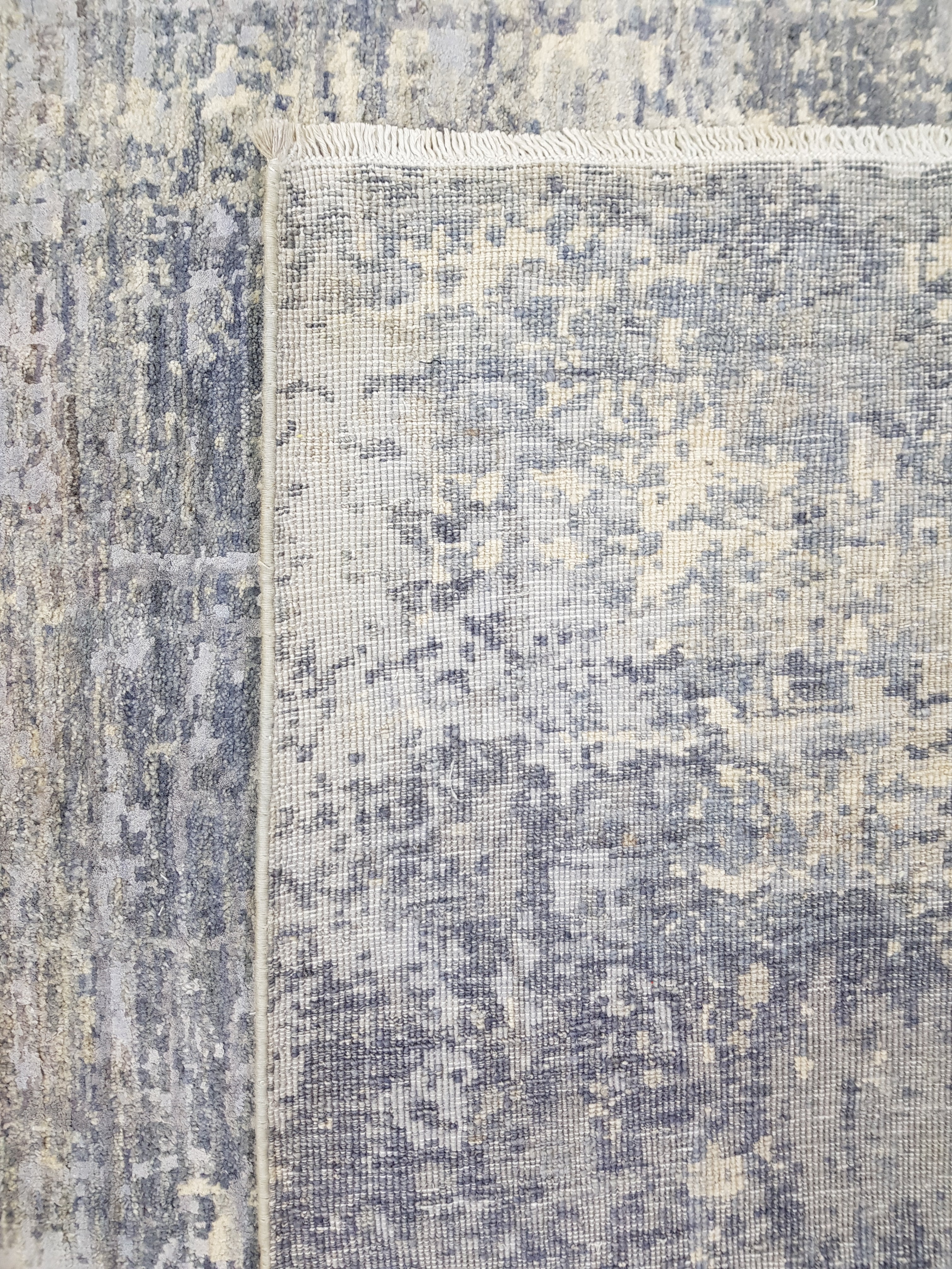 Skylore Frost El Dokuma Yün ve İpek Halı 250 x 165 cm