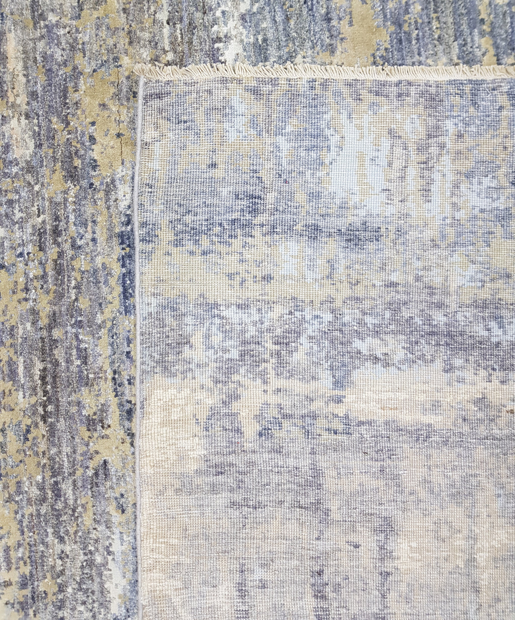 Velatura Hand-Woven Wool and Silk Carpet 314x246 cm