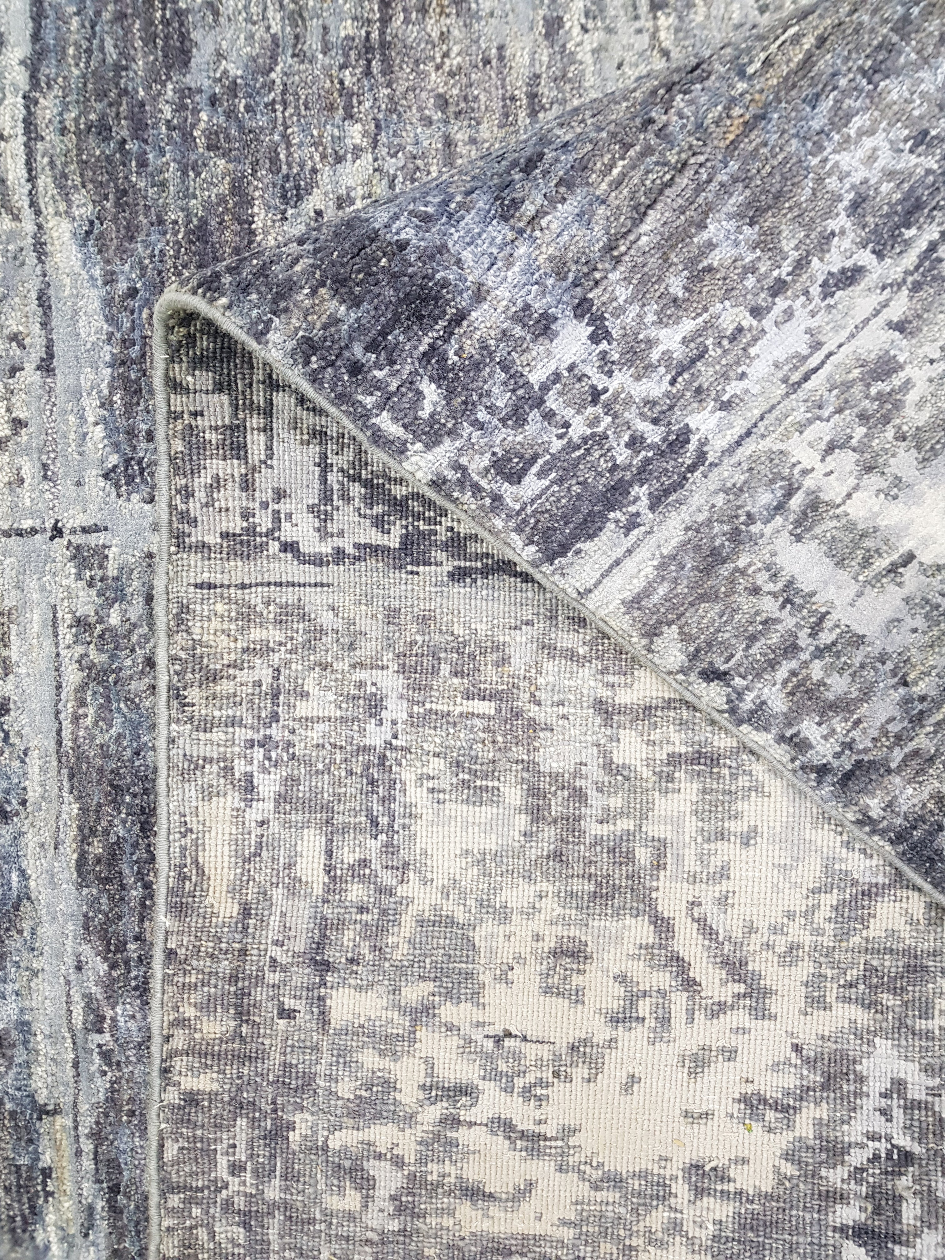 Grid El Dokuma Yün ve İpek Halı 310x245 cm