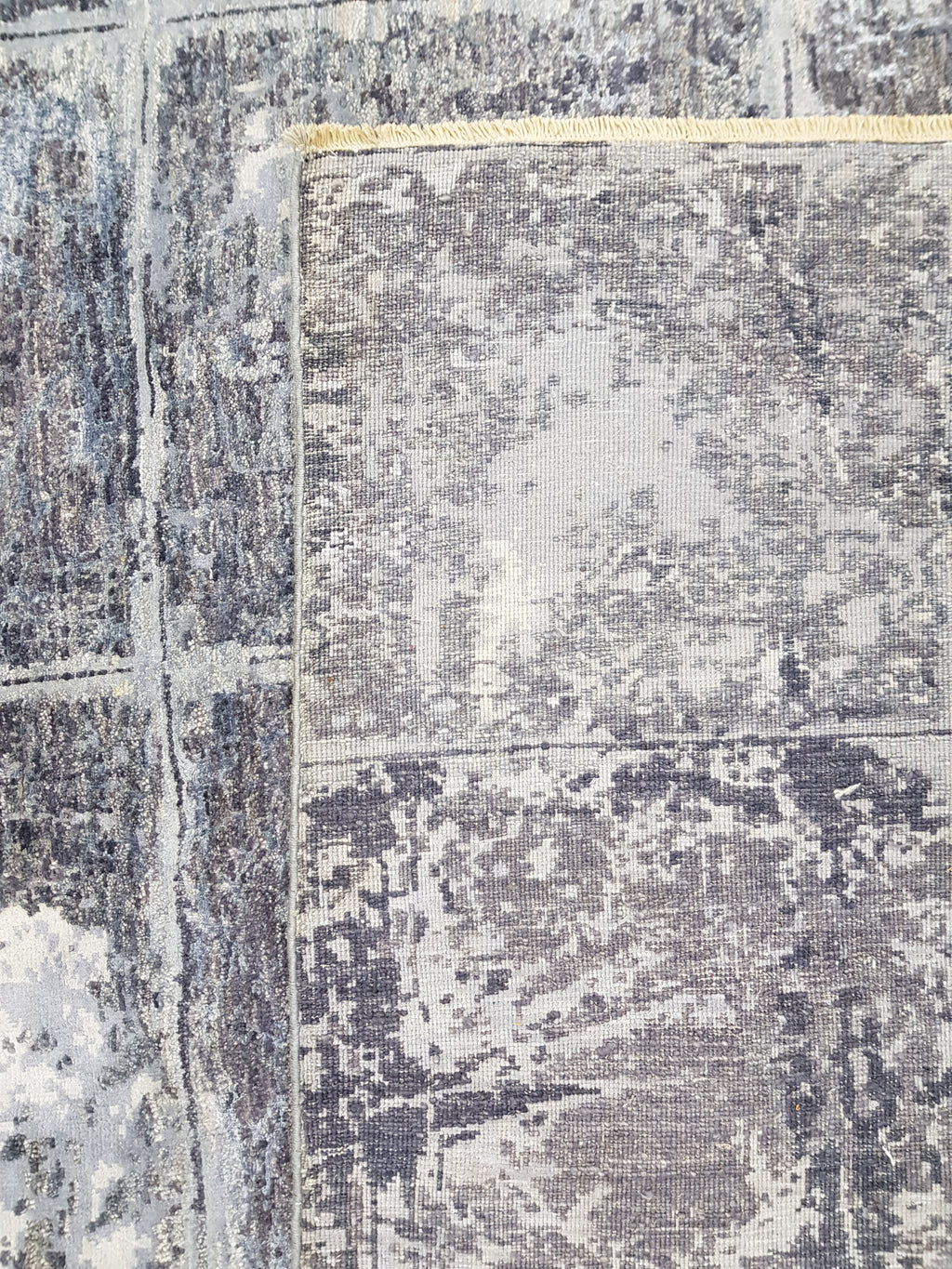 Grid El Dokuma Yün ve İpek Halı 310x245 cm