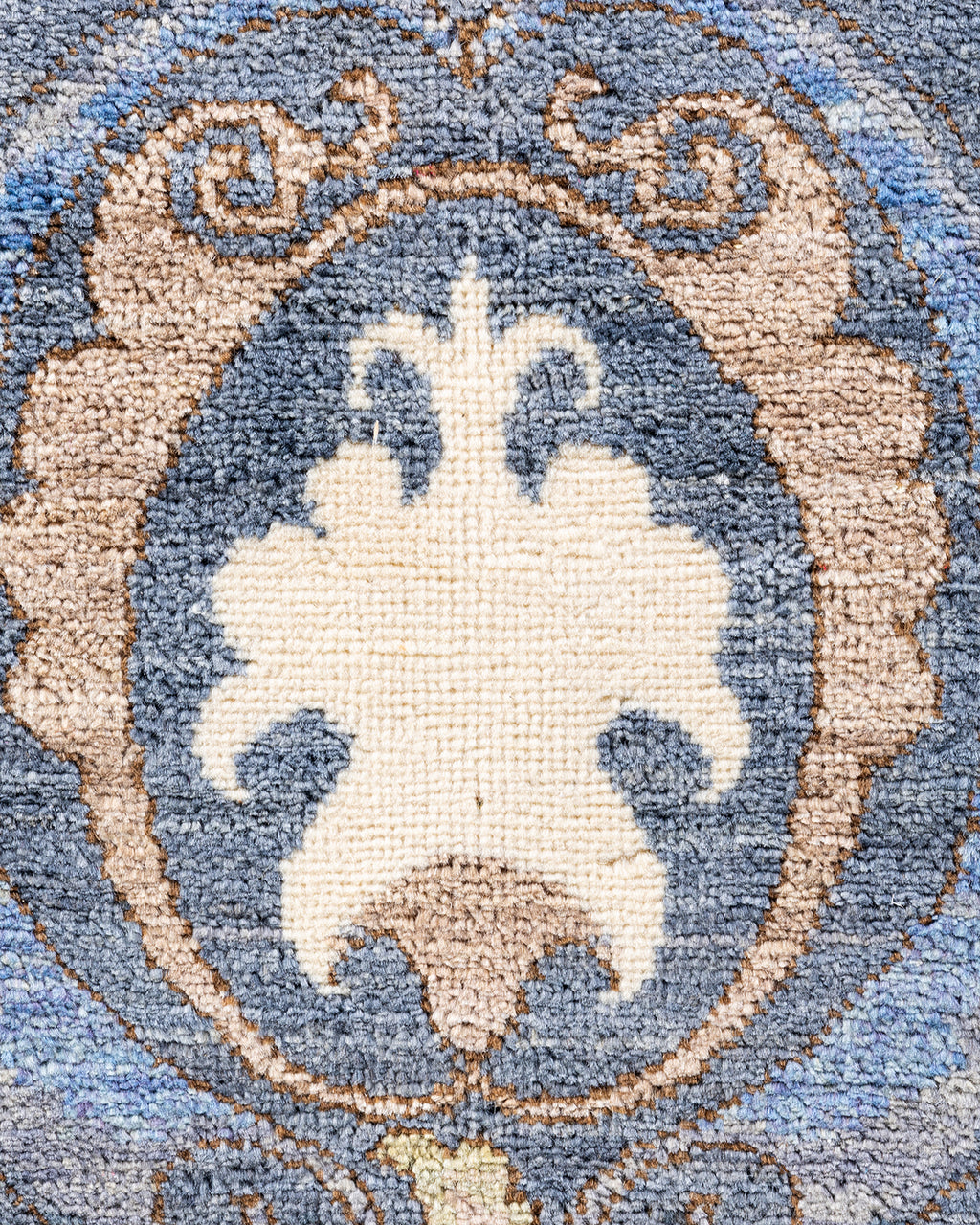 Shirin Hand-Woven Wool and Silk Carpet 273x182 cm