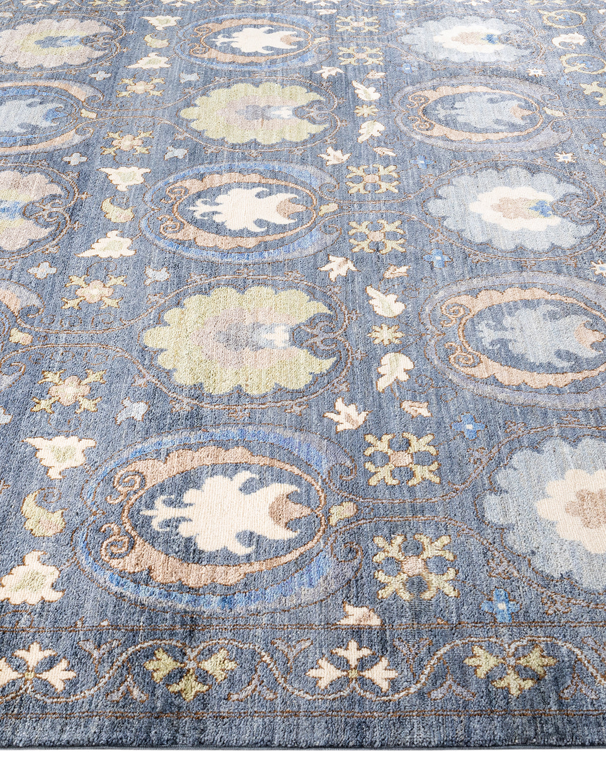 Shirin Hand-Woven Wool and Silk Carpet 273x182 cm