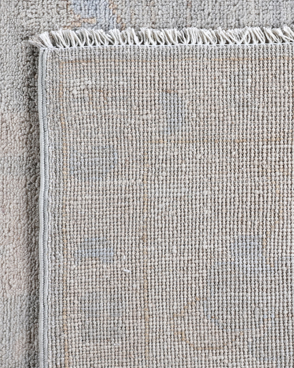 Calestine El Dokuma Yün ve İpek Halı 295x240 cm