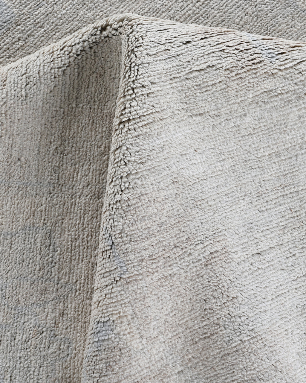 Lunara Mist El Dokuma Yün Halı 292 x 237 cm