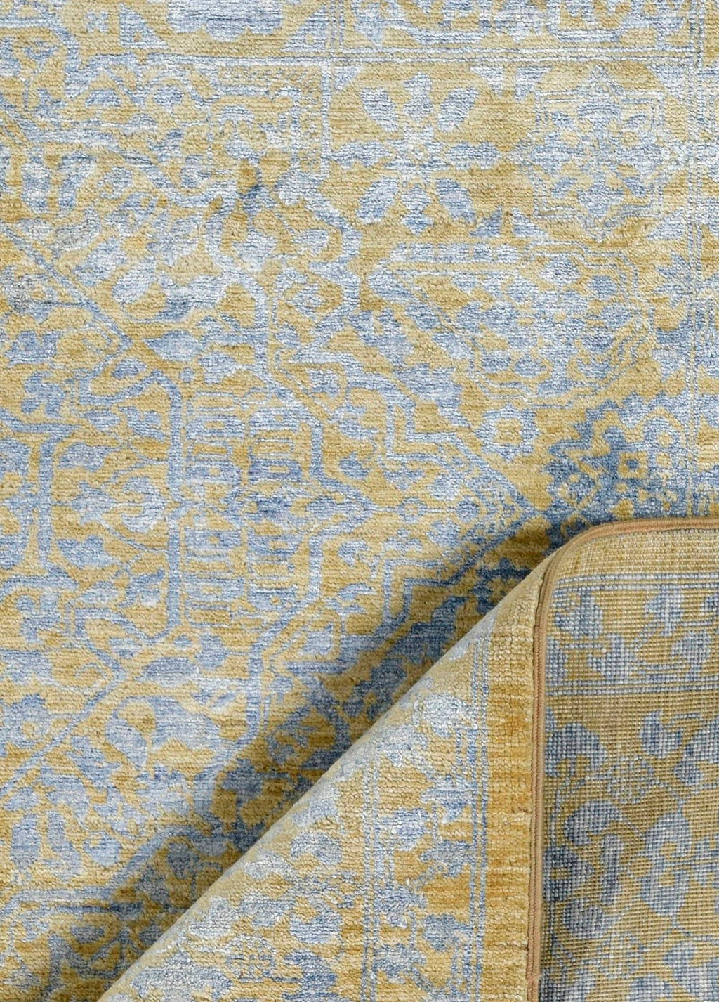 Caelis Hand-Woven Wool and Silk Carpet 233x167 cm
