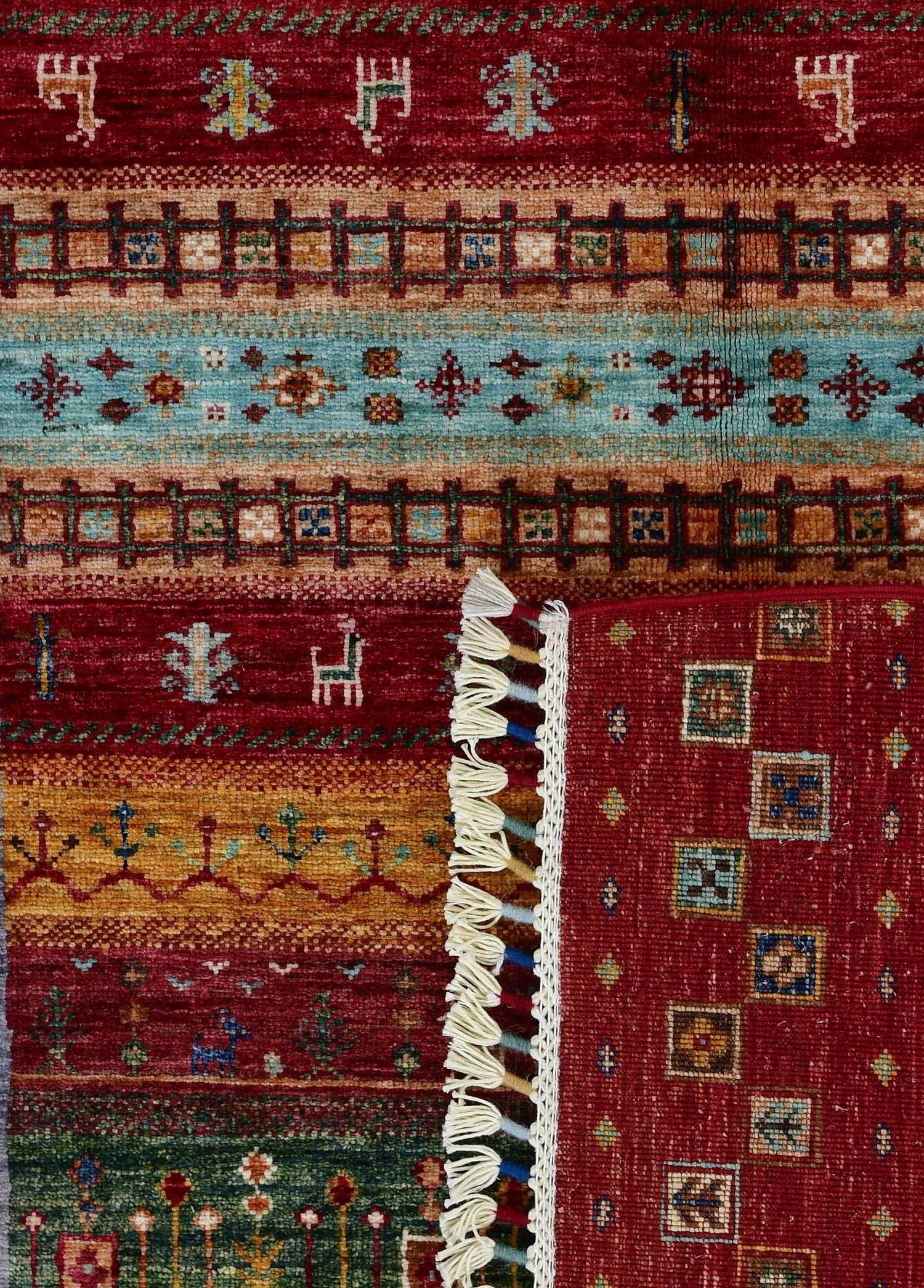 Isfarin El Dokuma Yün Halı 197x151 cm