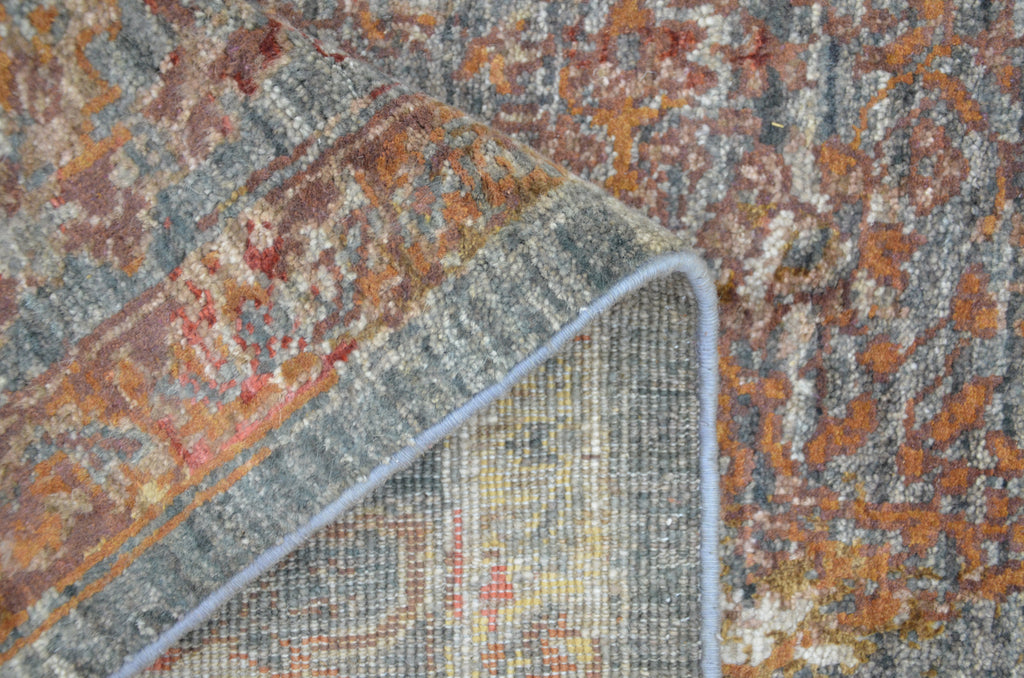 Zephyr Hand-Woven Wool and Silk Carpet 249x171 cm