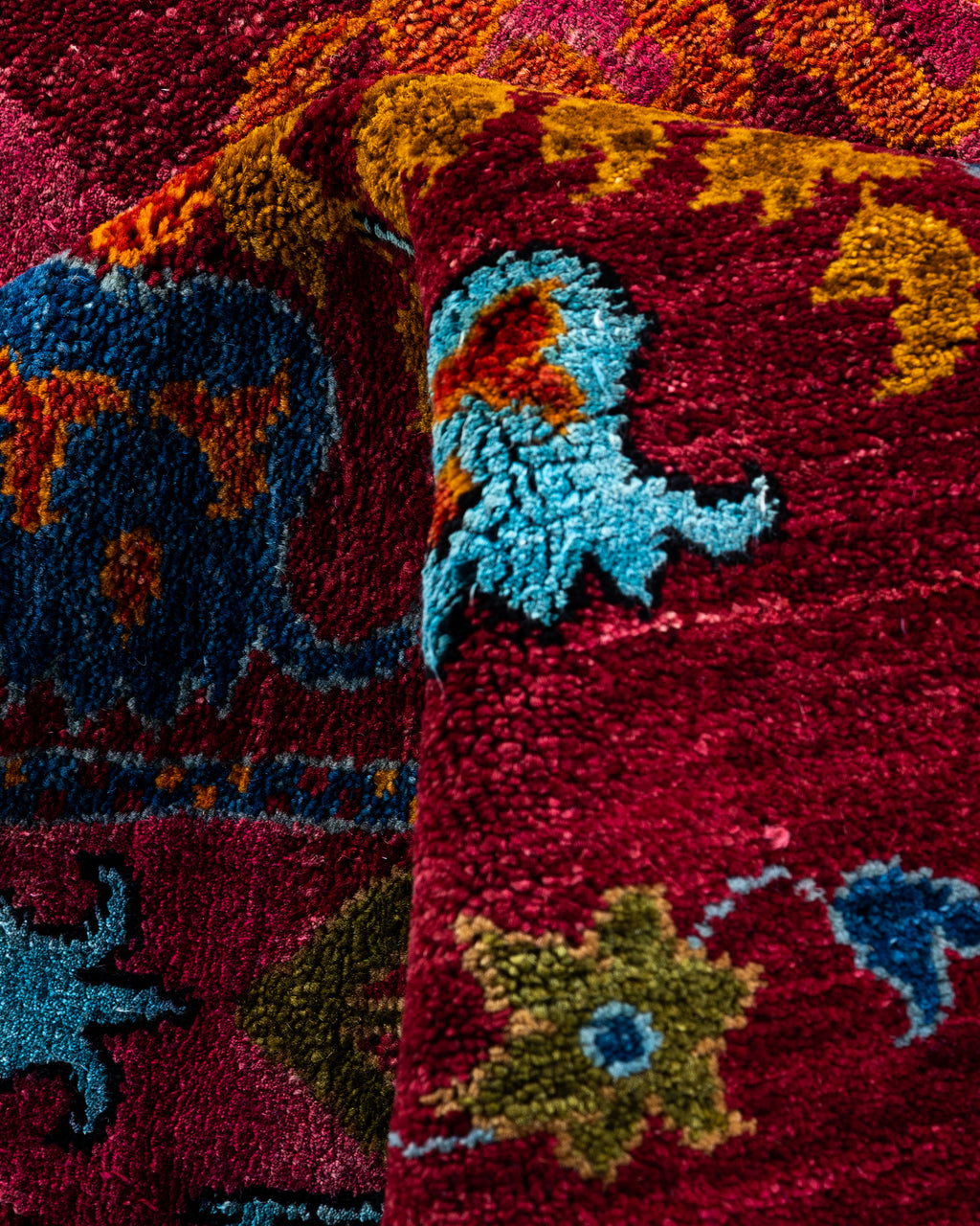 Calestia Ruby El Dokuma Yün ve İpek Halı 224 x 157 cm