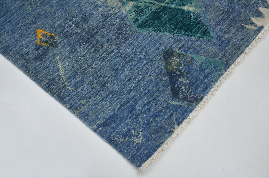 Architect Hand-Woven Wool and Silk Carpet 236x173 cm