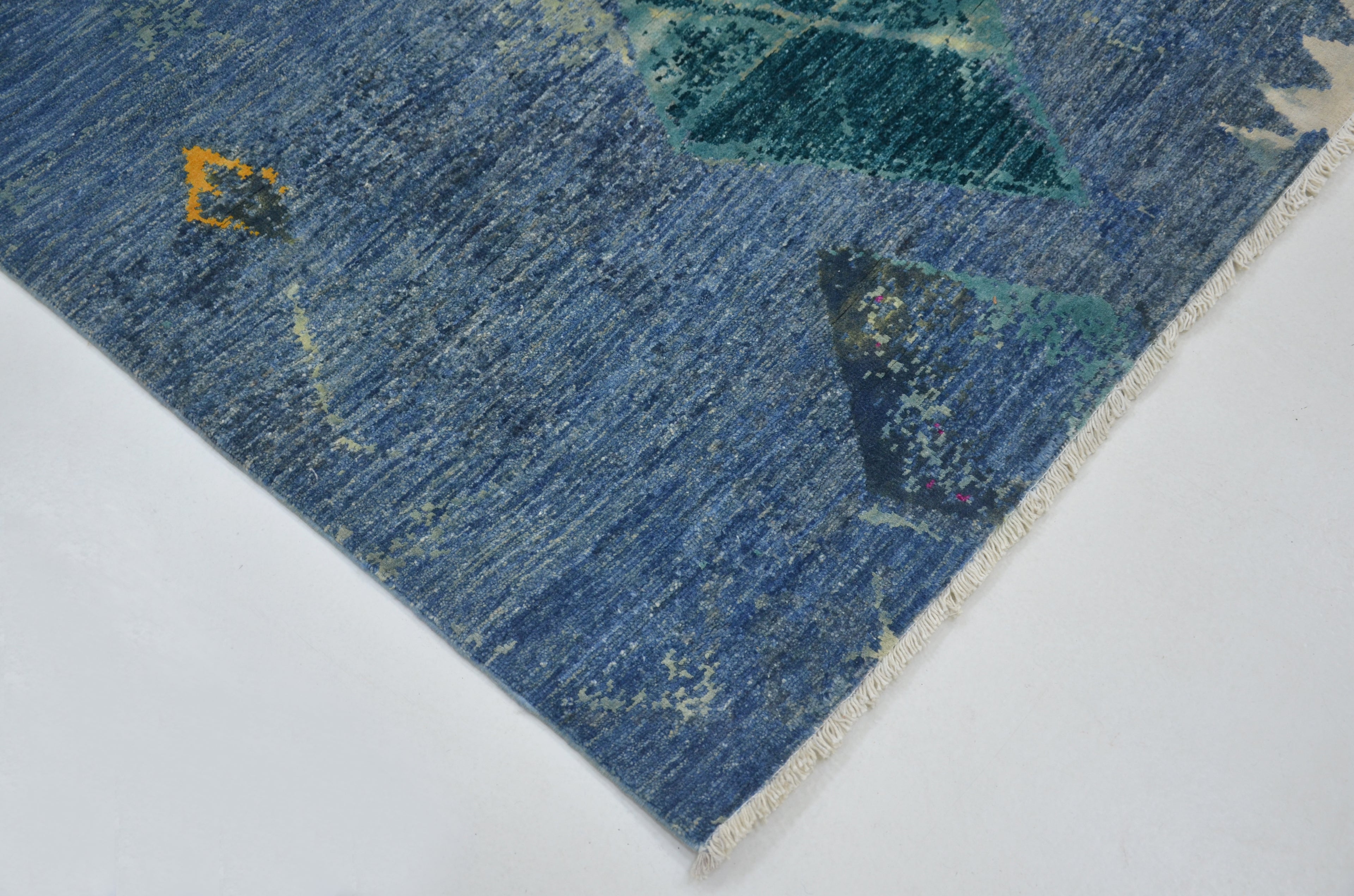 Architect Hand-Woven Wool and Silk Carpet 236x173 cm