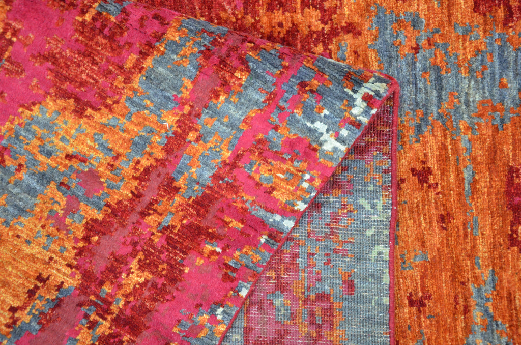 Amber Glow Hand-Woven Wool and Silk Carpet 290x246 cm