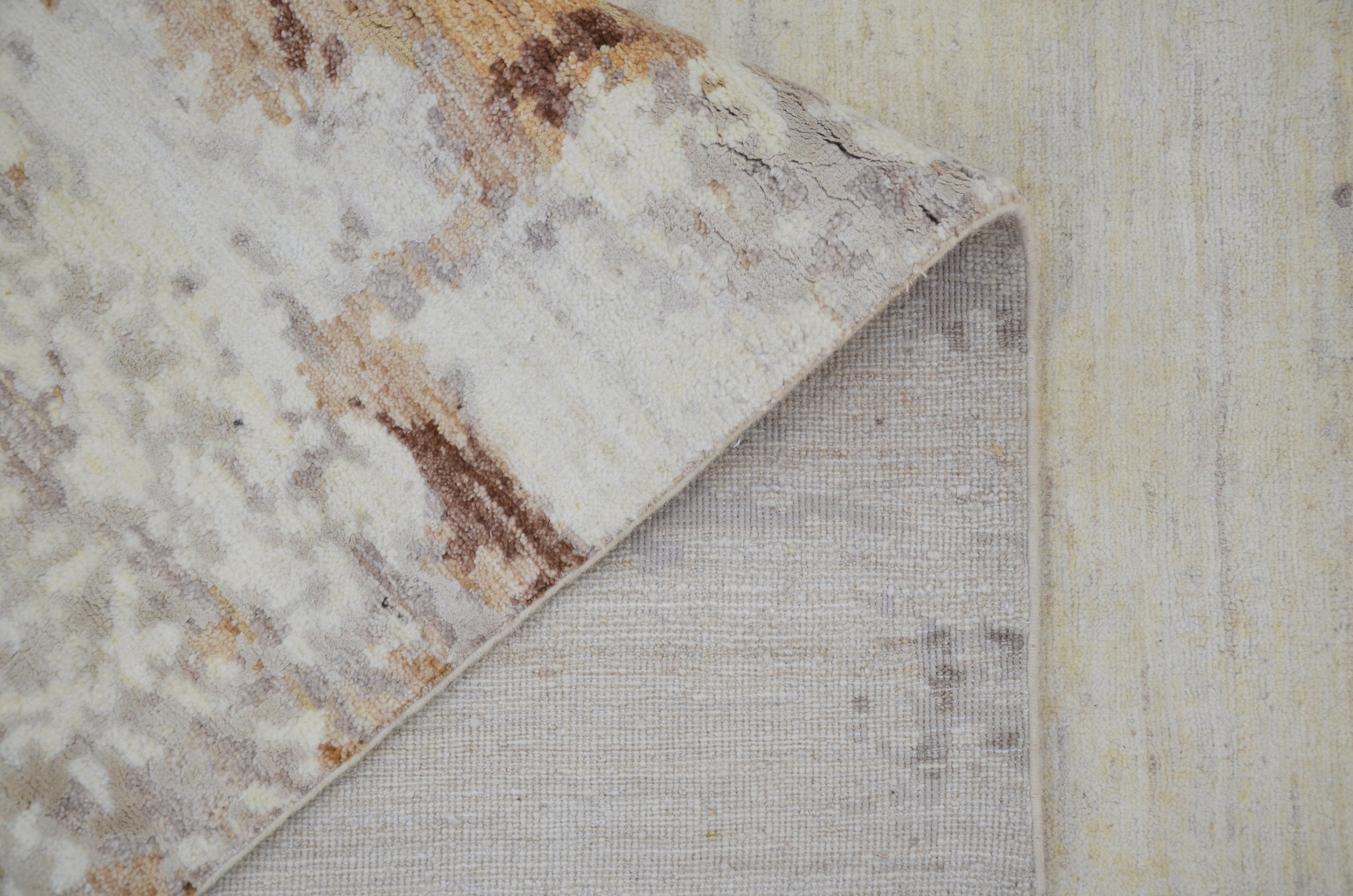 Canvas Hand-Woven Wool and Silk Carpet 302x243 cm