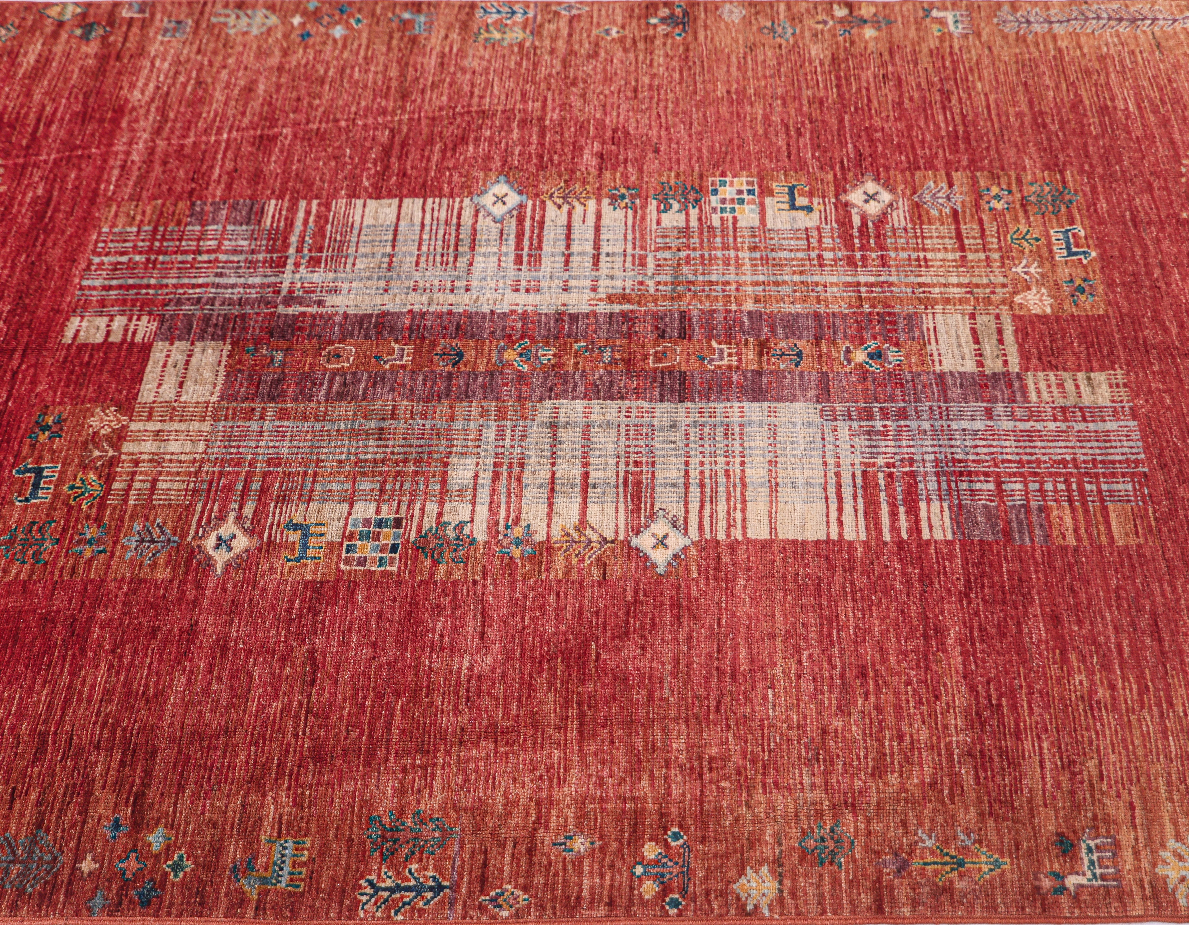 Nomadia Crimson El Dokuma Yün Halı 181 x 120 cm