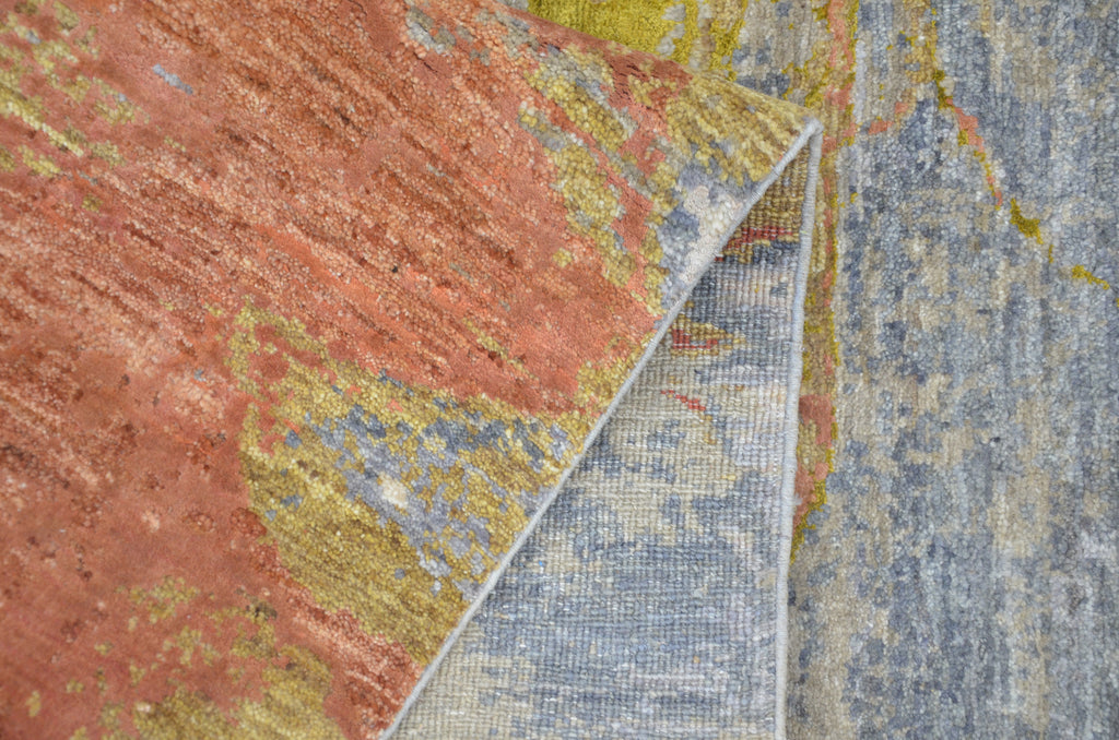 Vespera Hand-Woven Wool and Silk Carpet 249x170 cm