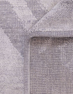 AXon Hand-Woven Wool Carpet 238x167 cm