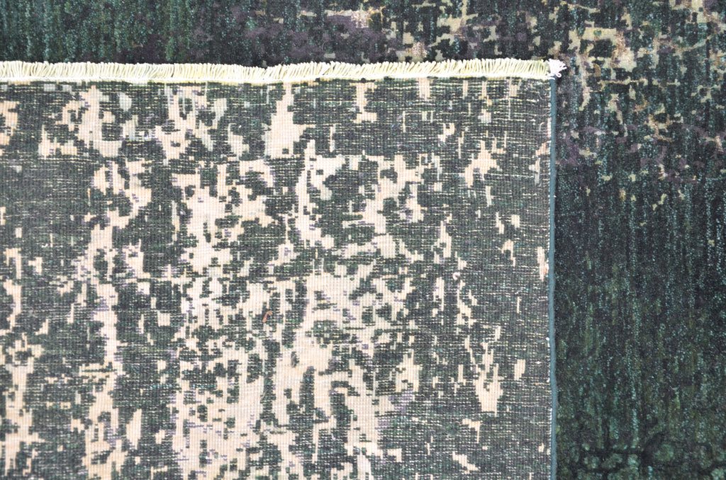 Verdant Hand-Woven Wool and Silk Carpet 312x199 cm