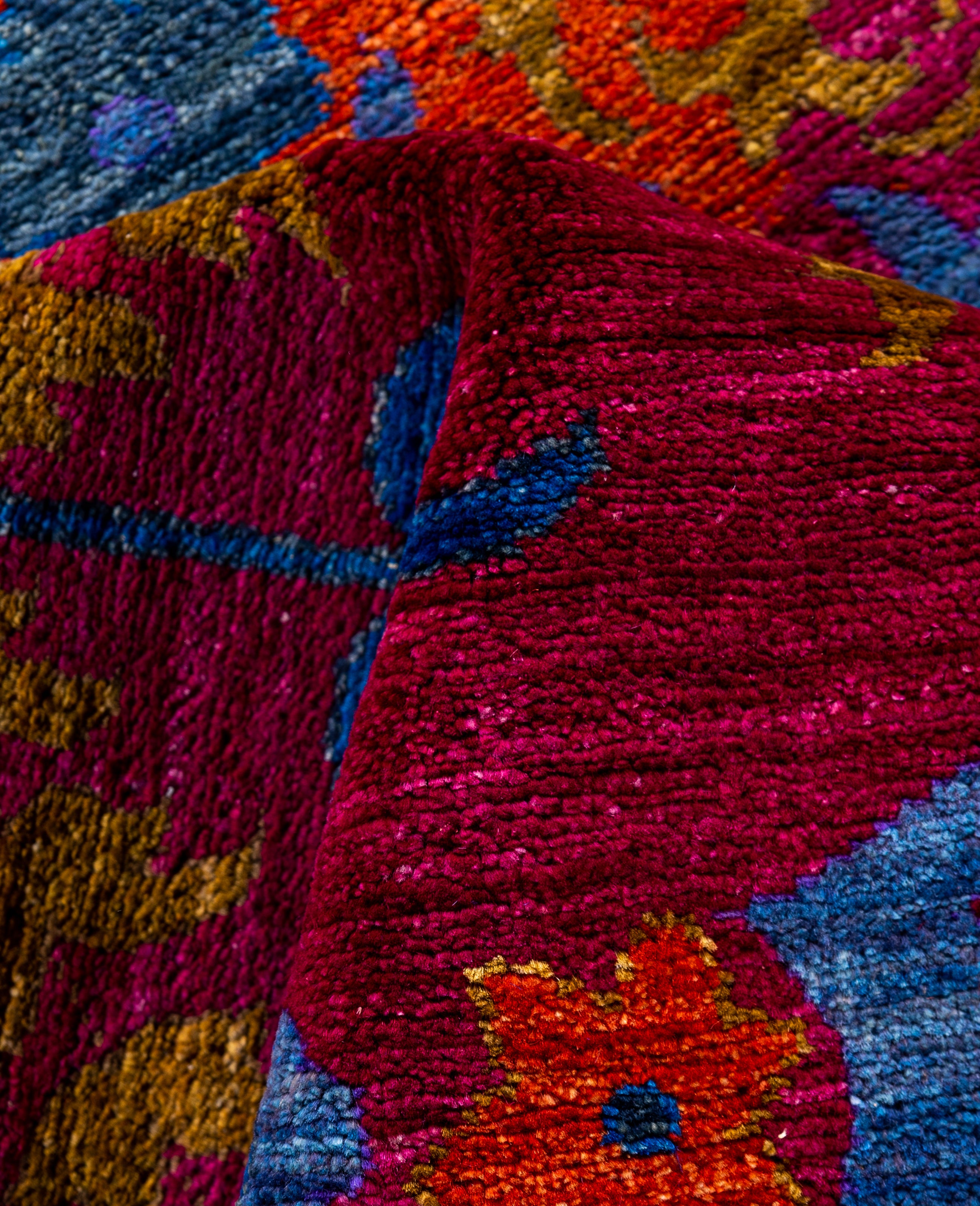 Samsara Hand-Woven Wool and Silk Carpet 311x245 cm