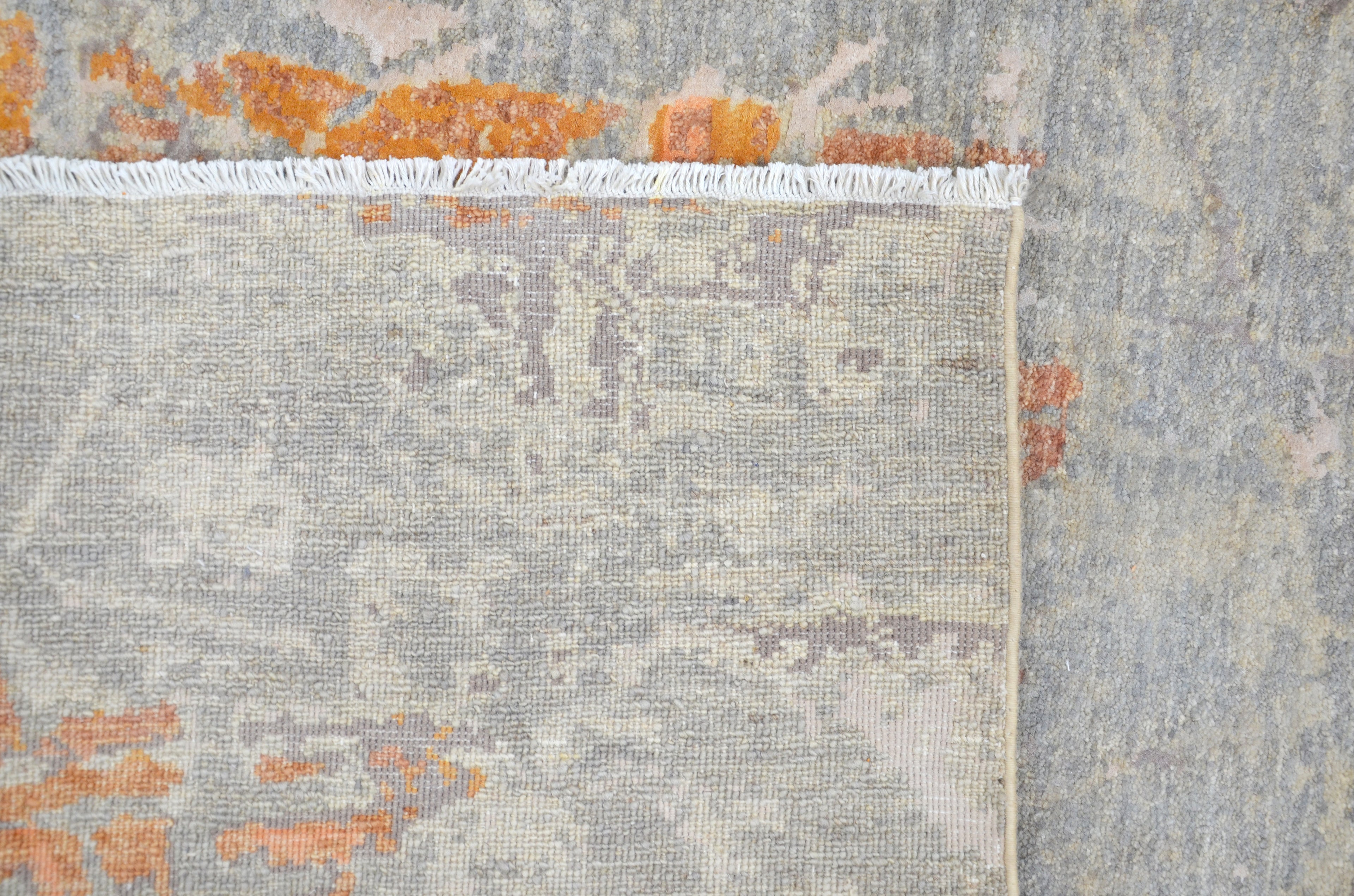 Rue Lumière – Ember El Dokuma Yün ve İpek Halı 305 x 243 cm