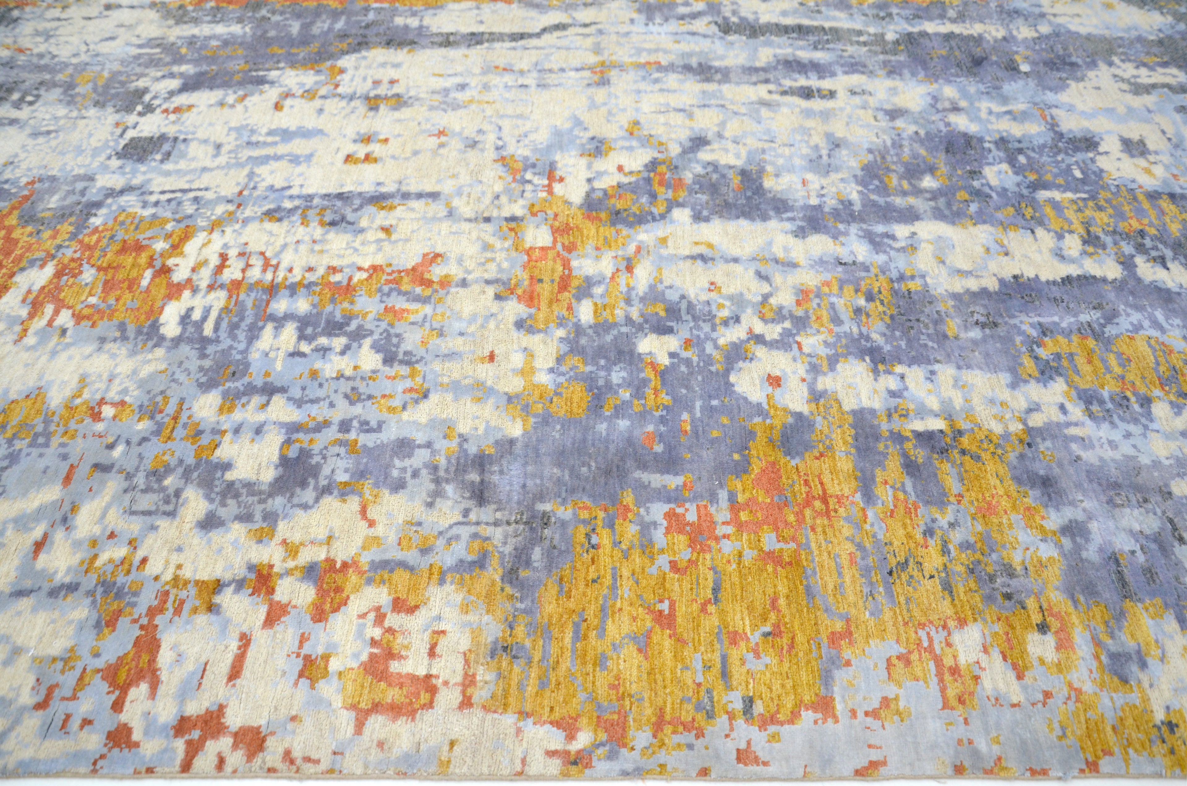 Frostvale Ember El Dokuma Yün ve İpek Halı 303 x 196 cm