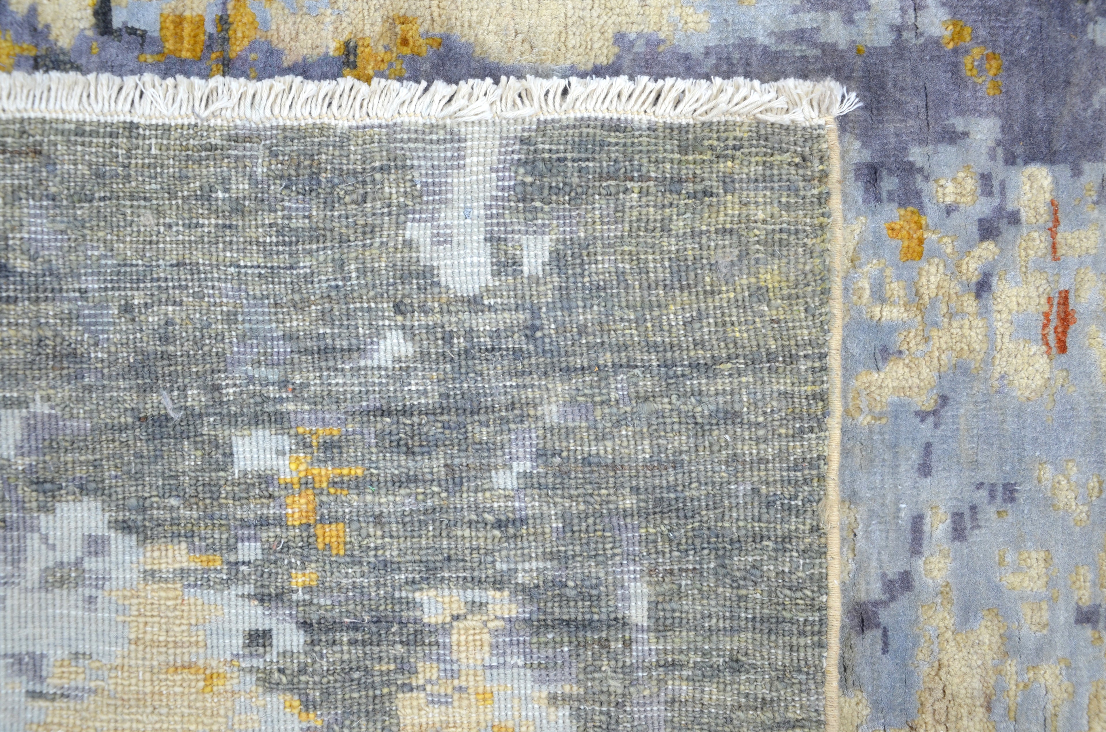 Frostvale Ember El Dokuma Yün ve İpek Halı 303 x 196 cm