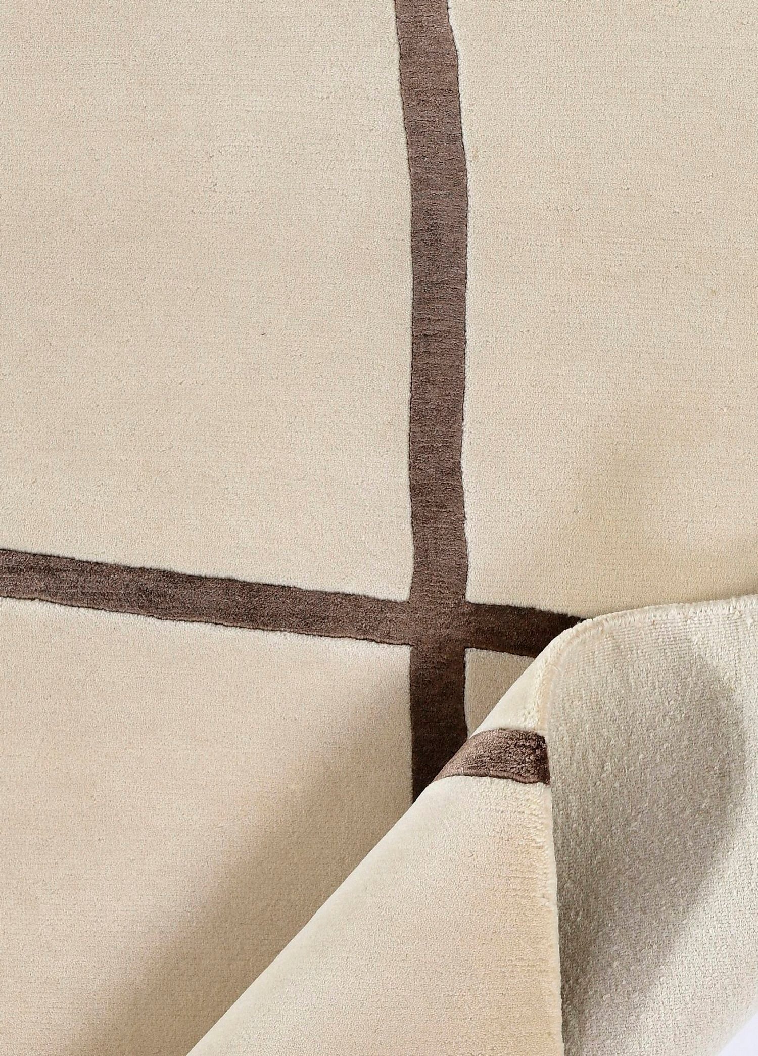 Velmira El Dokuma Yün Ve İpek Halı 241x174 cm