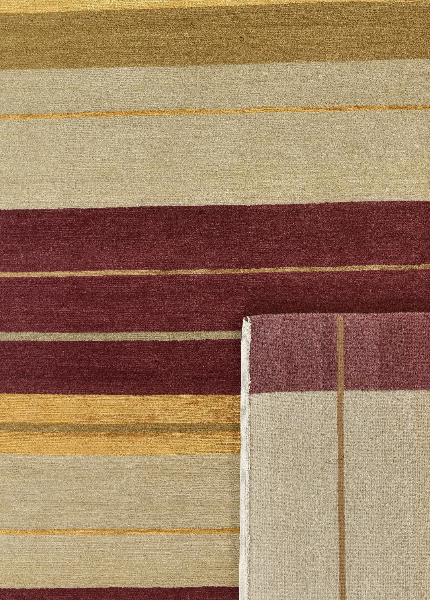 Solmarin El Dokuma Yün ve İpek Halı 240x171 cm