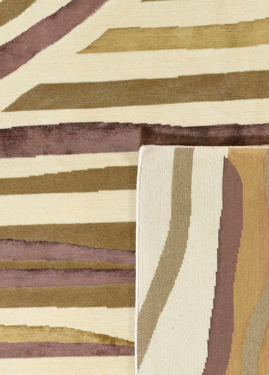 Olivora Hand-Woven Wool and Silk Carpet 241x173 cm