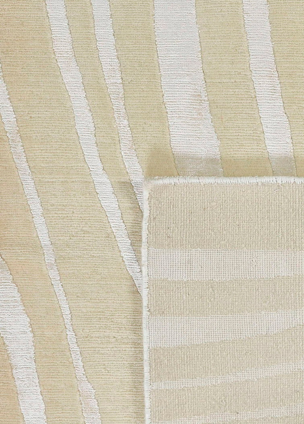 Alvare Hand-Woven Wool and Silk Carpet 157x90 cm