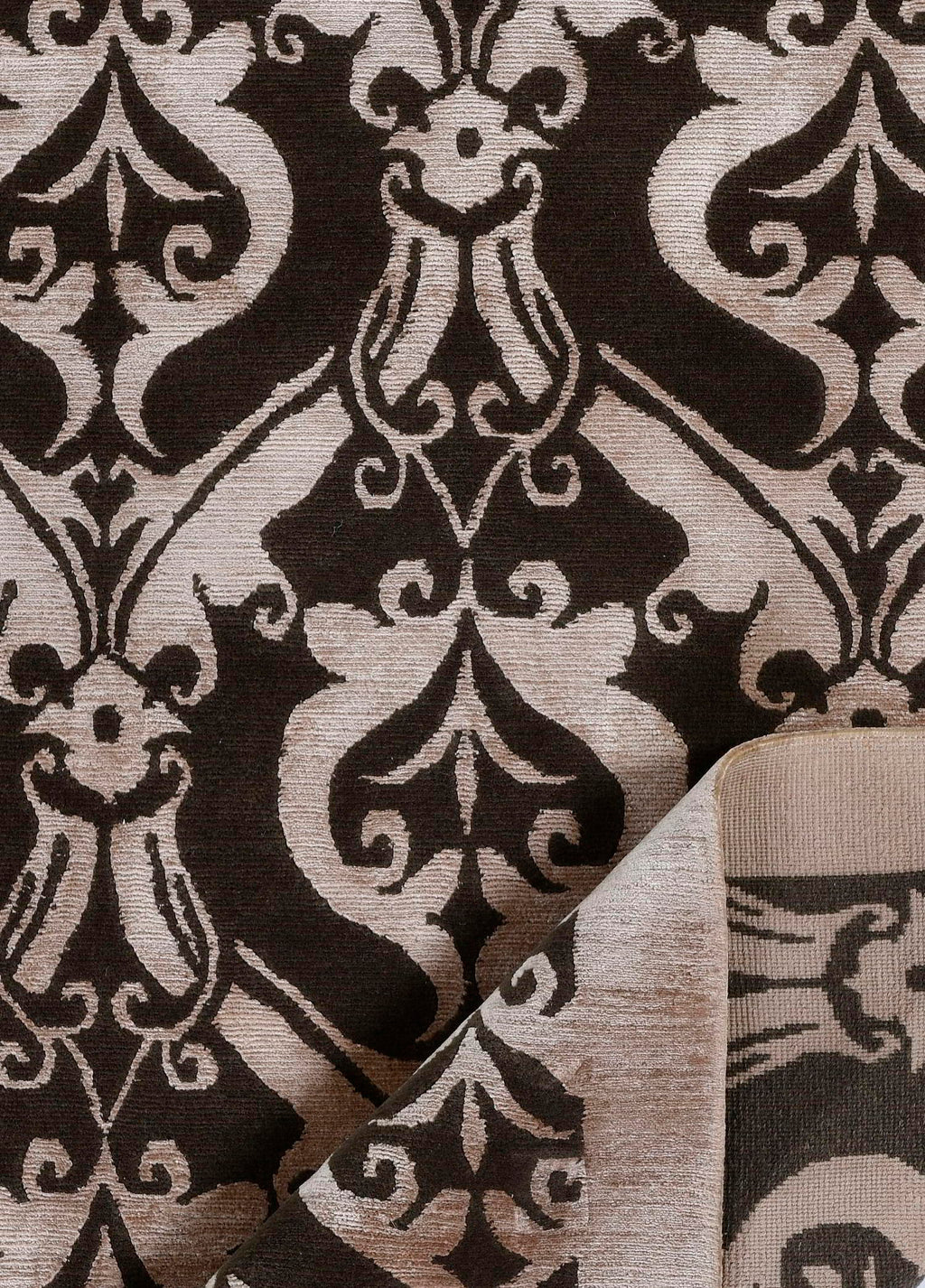 Nerium Hand-Woven Wool and Silk Carpet 292x200 cm