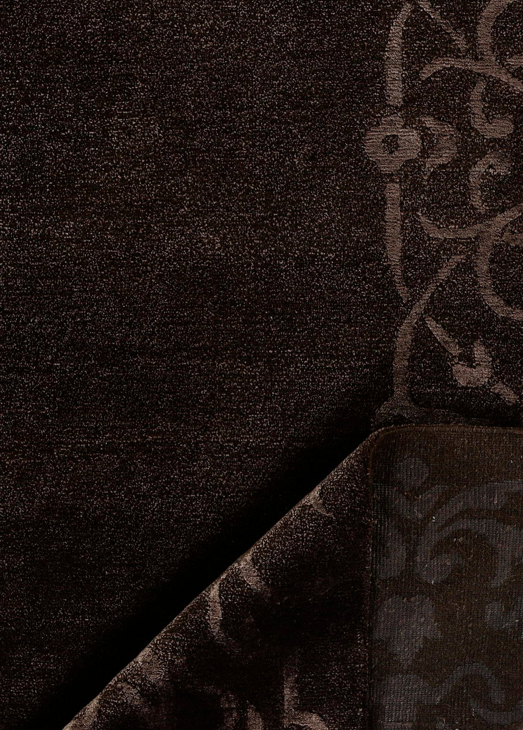 Noctessa Hand-Woven Wool and Silk Carpet 320x243 cm